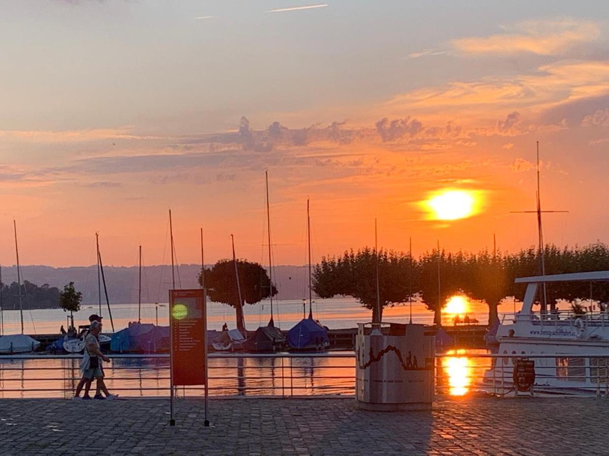 Old Town Charm & Central Location In Rapperswil Bagian luar foto