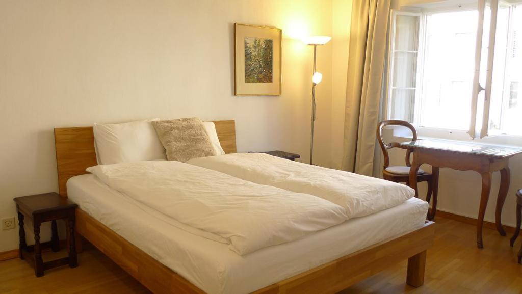 Old Town Charm & Central Location In Rapperswil Bagian luar foto